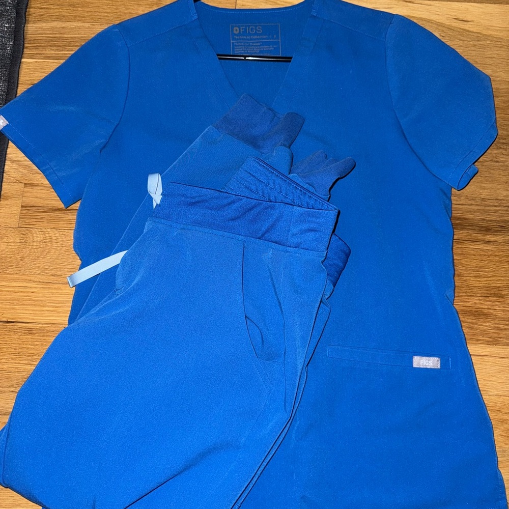 Figs Royal Blue Scrub Set